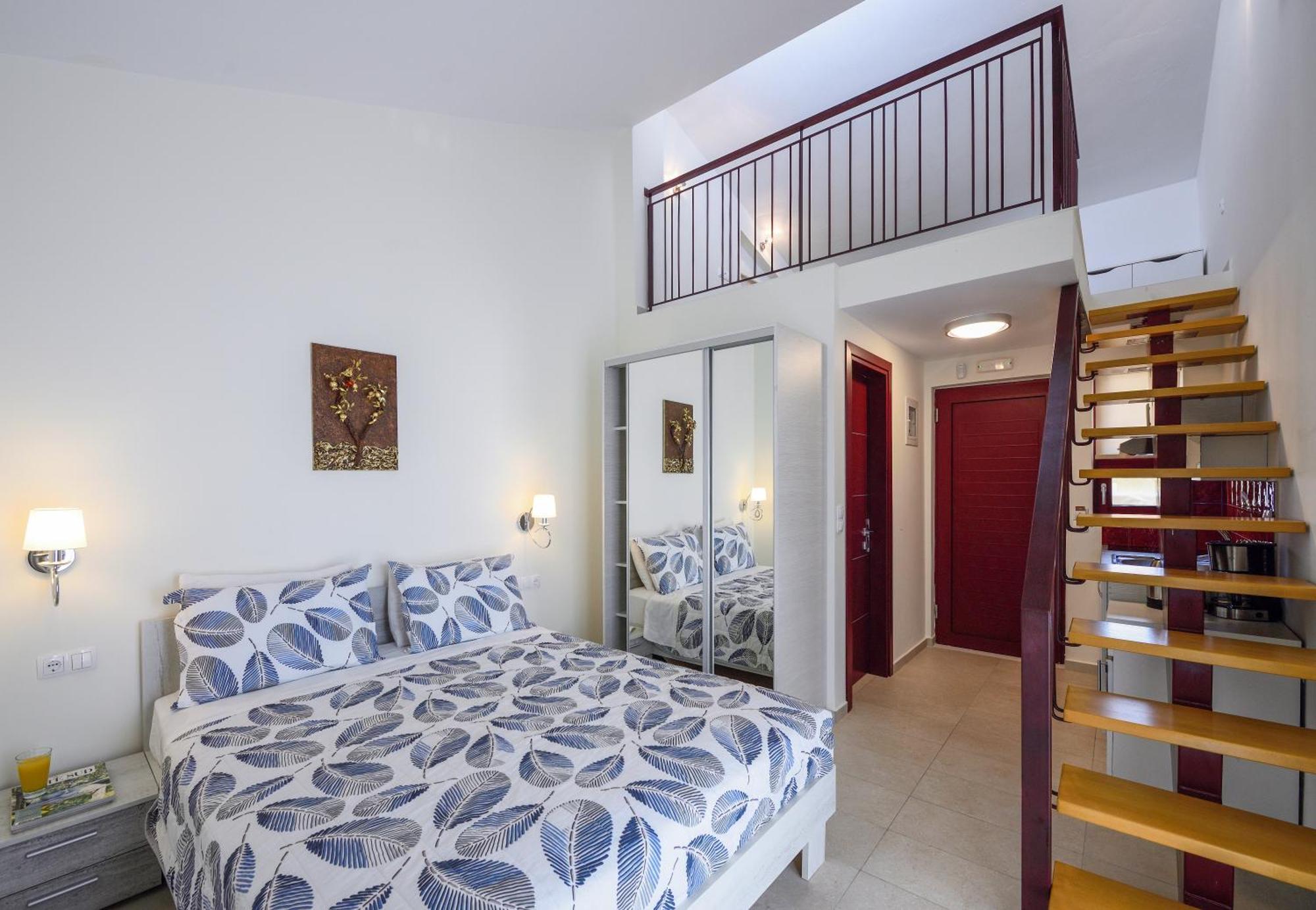 Elpiniki Luxury Rooms Nea Poteidaia Exteriér fotografie