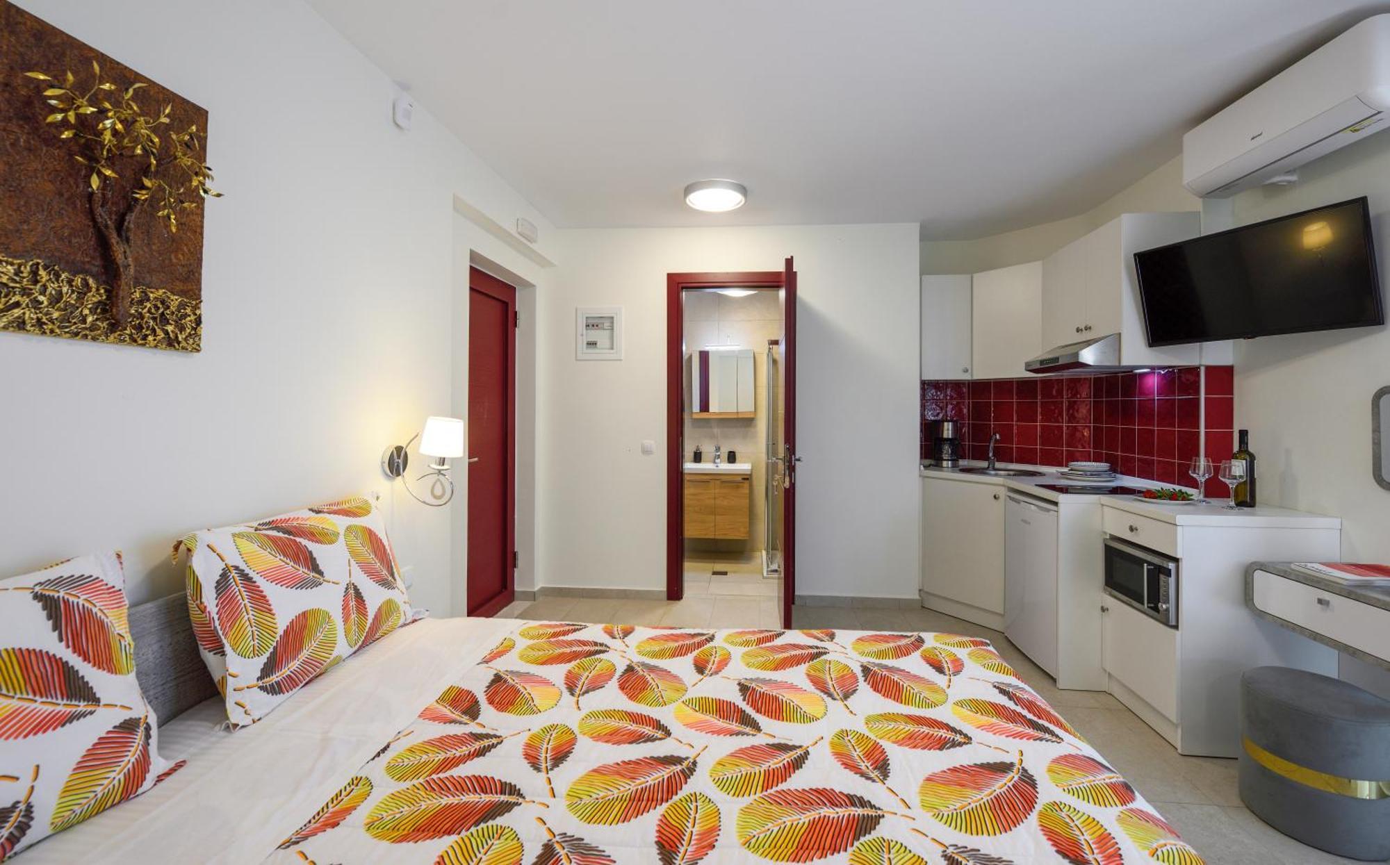 Elpiniki Luxury Rooms Nea Poteidaia Exteriér fotografie