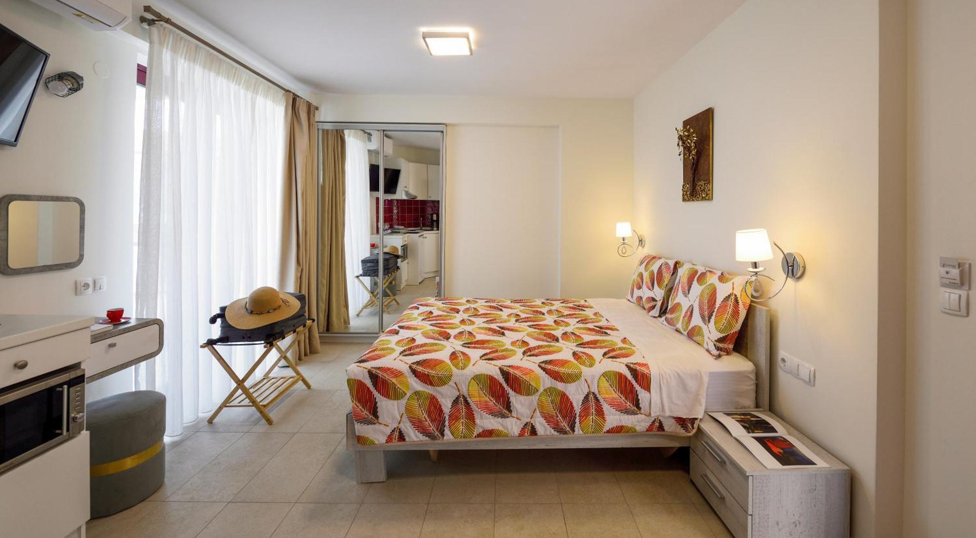 Elpiniki Luxury Rooms Nea Poteidaia Exteriér fotografie