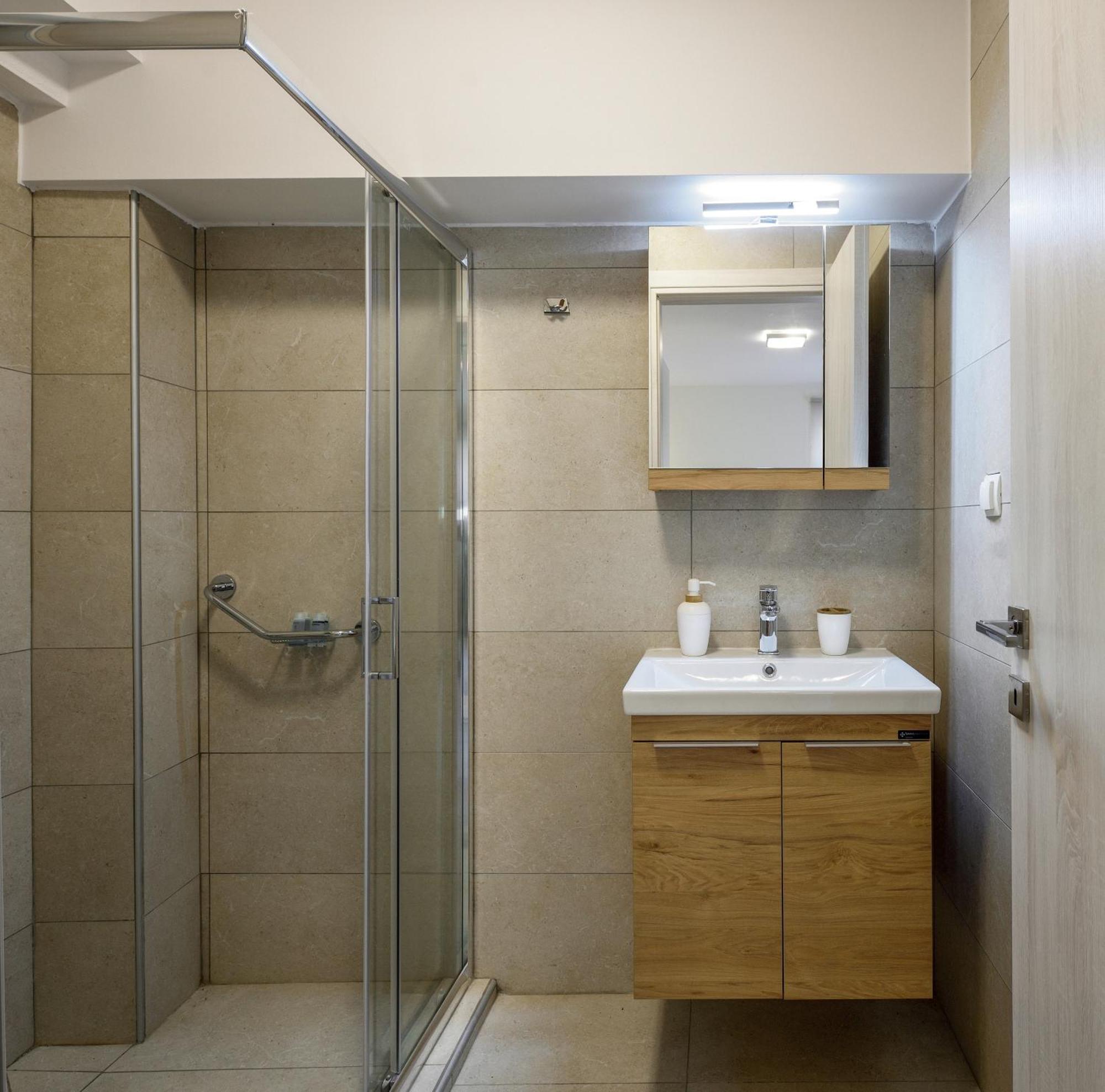 Elpiniki Luxury Rooms Nea Poteidaia Exteriér fotografie