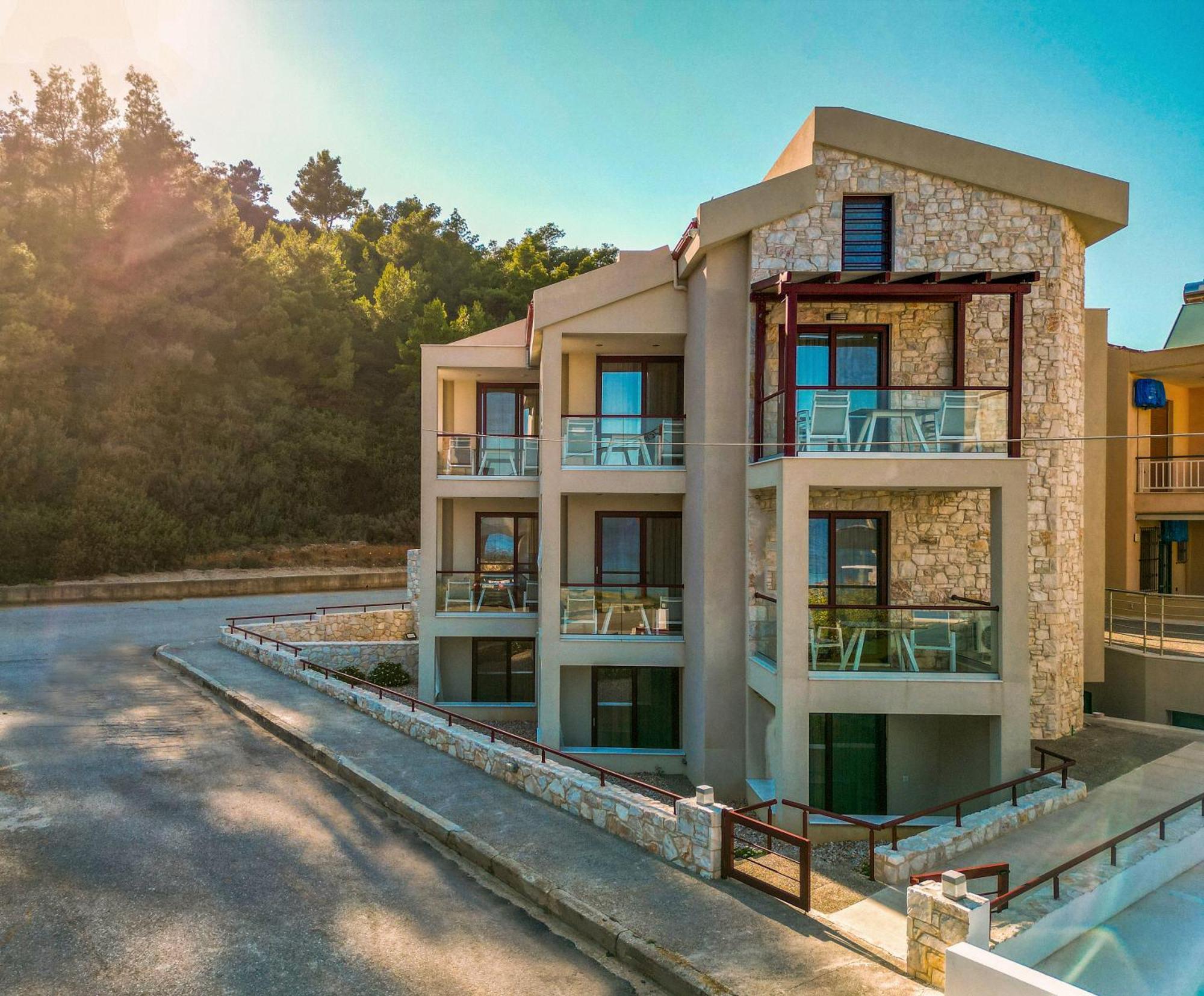 Elpiniki Luxury Rooms Nea Poteidaia Exteriér fotografie